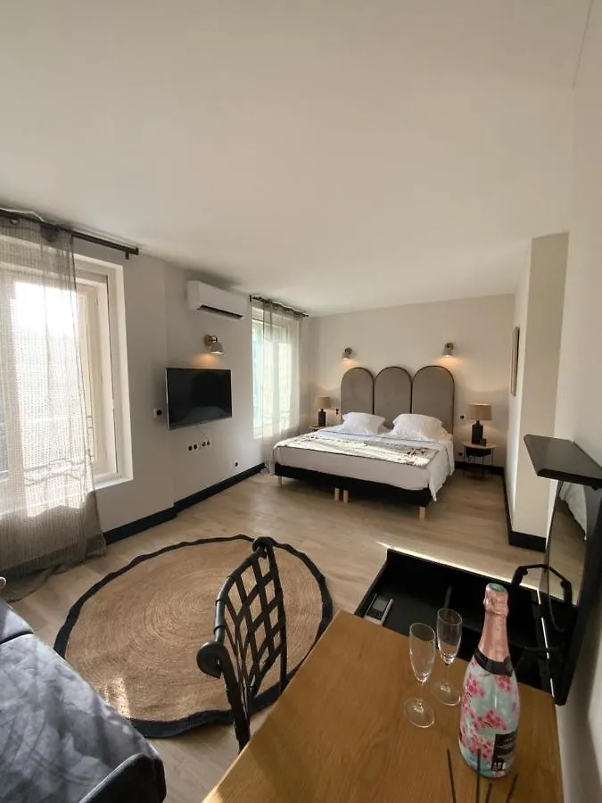 Hotel L'Arena Fréjus
