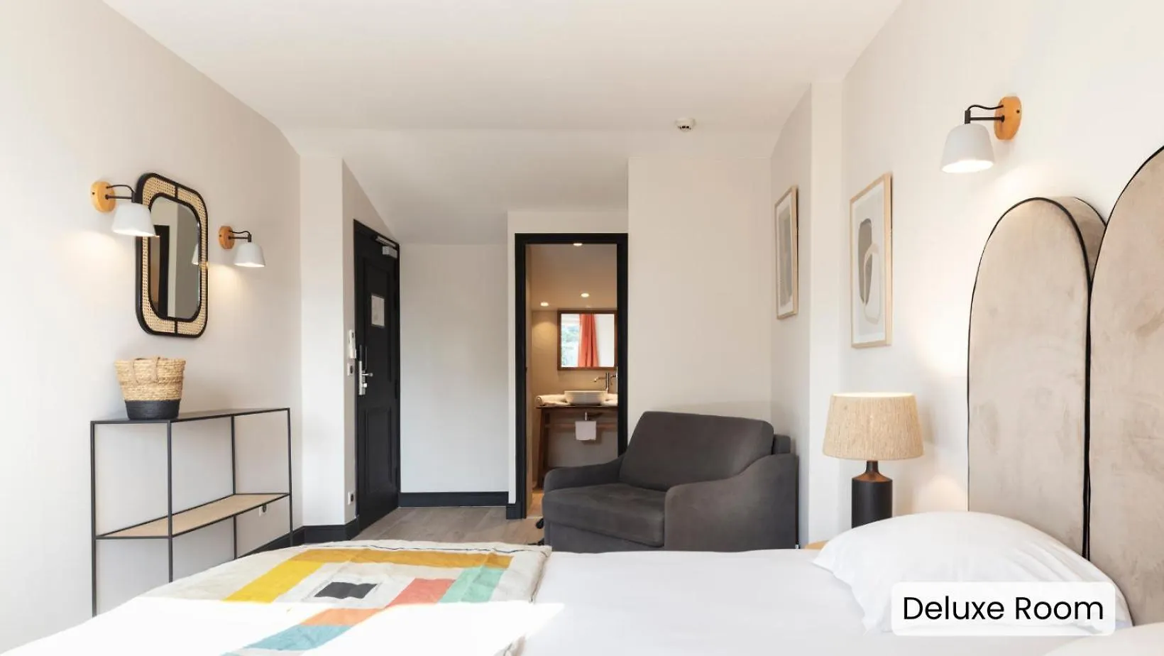 Hôtel l'Arena Fréjus Hotel