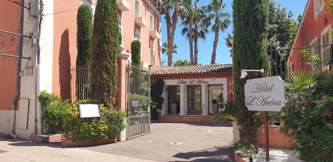 Hotel Hôtel l'Arena Fréjus